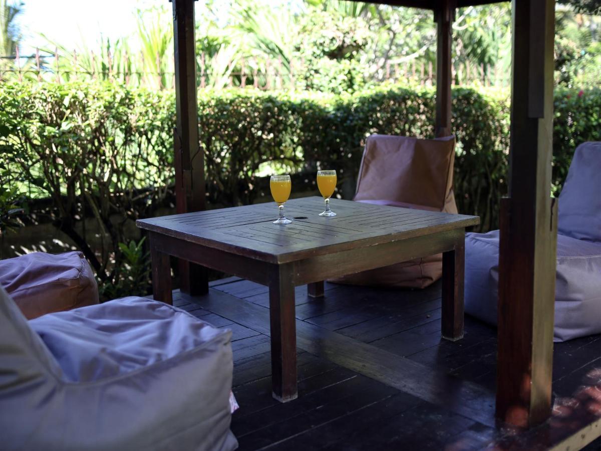 Sunset Villa Senggigi Esterno foto